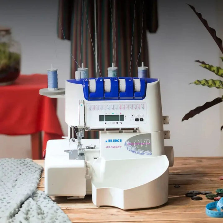 Juki MO 2000QVP - 4 Thread Overlocker