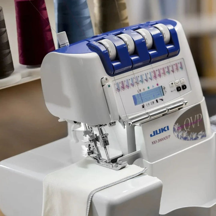 Juki MO 2000QVP - 4 Thread Overlocker