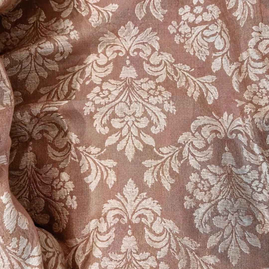 Avellie Luxe Table Spread – Premium Designer Table Cloth