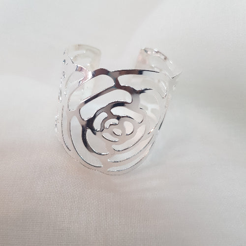 Napkin Rings - Rose Cutout