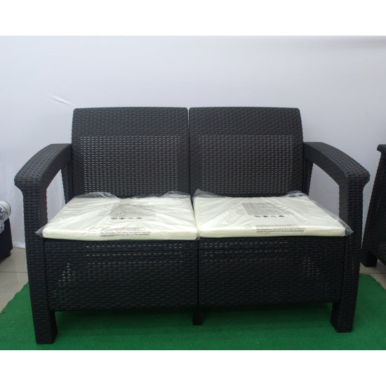 Outdoor Furniture Patio Set - 4 Seater + Table