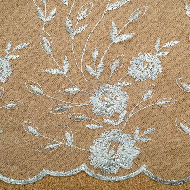 Bridal Lace - 150cm Design 5